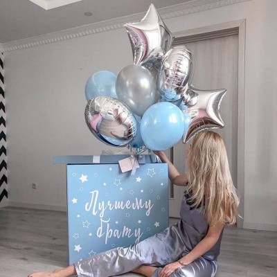 Коробка с шарами на день рождения малышу